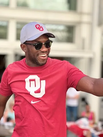 In an Oklahoma Sooners shirt on game day